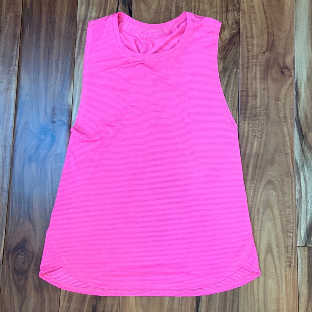 Lululemon Pink Athletic Pink Tank Top Shirt Size 8 EUC Women’s Ladies